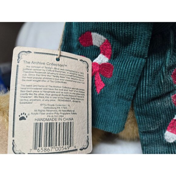 Boyds Bear B.J Bearricane Plush Bear with Green Candy Cane Scarf and Green Hat - Picture 12 of 15